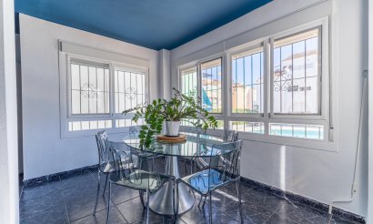 Resale - Apartment / flat - Torrevieja