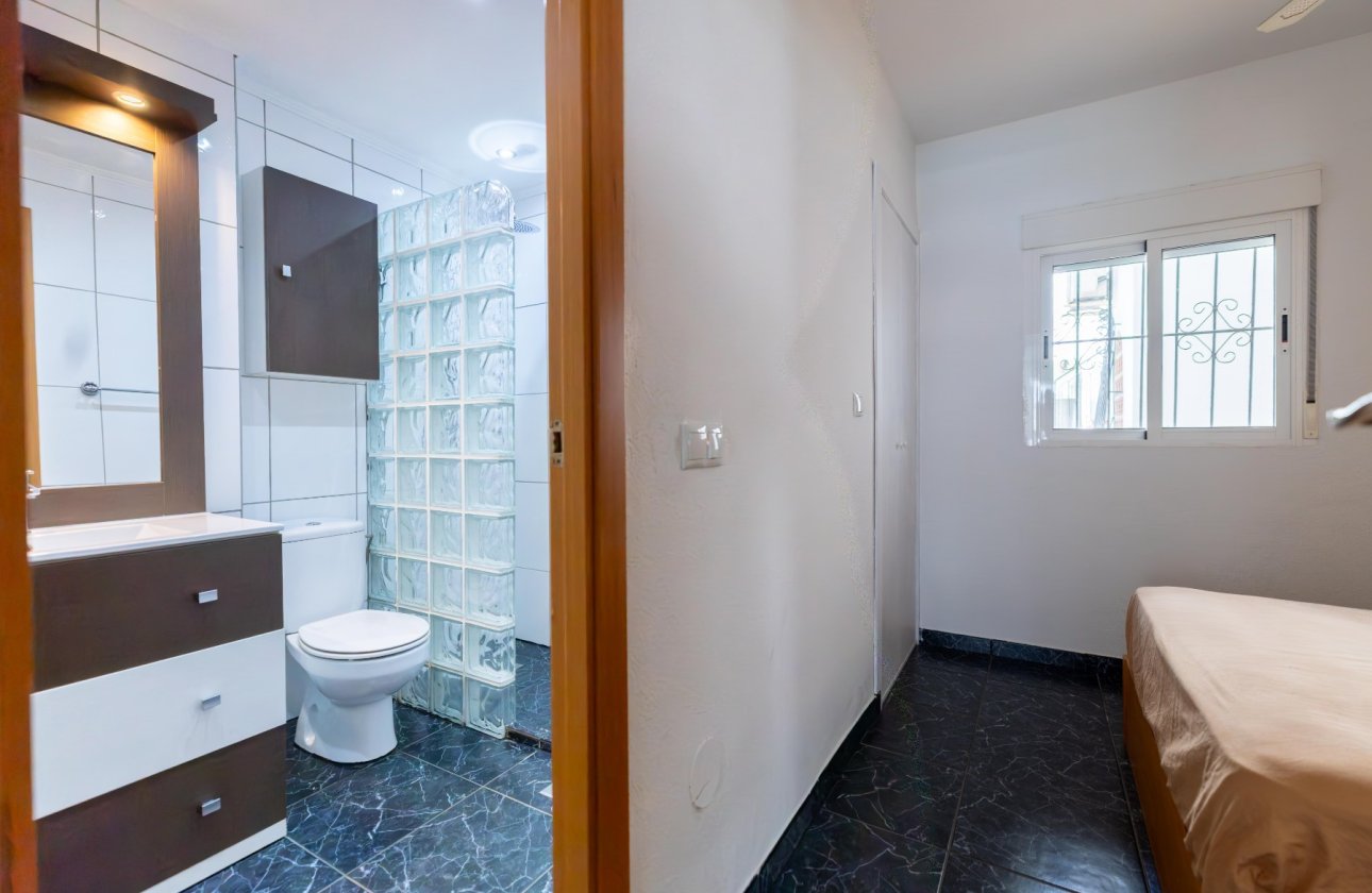 Resale - Apartment / flat - Torrevieja