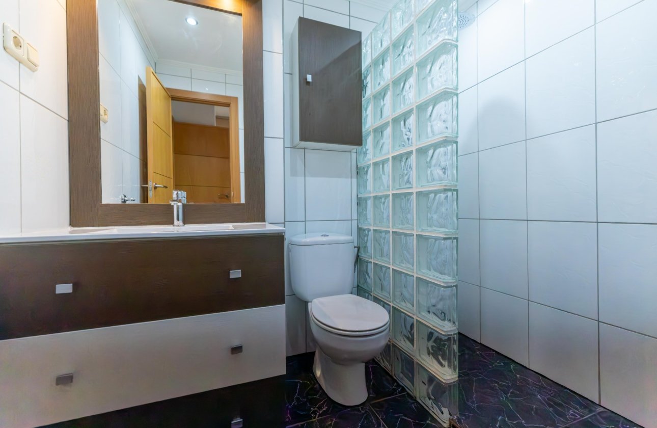 Resale - Apartment / flat - Torrevieja