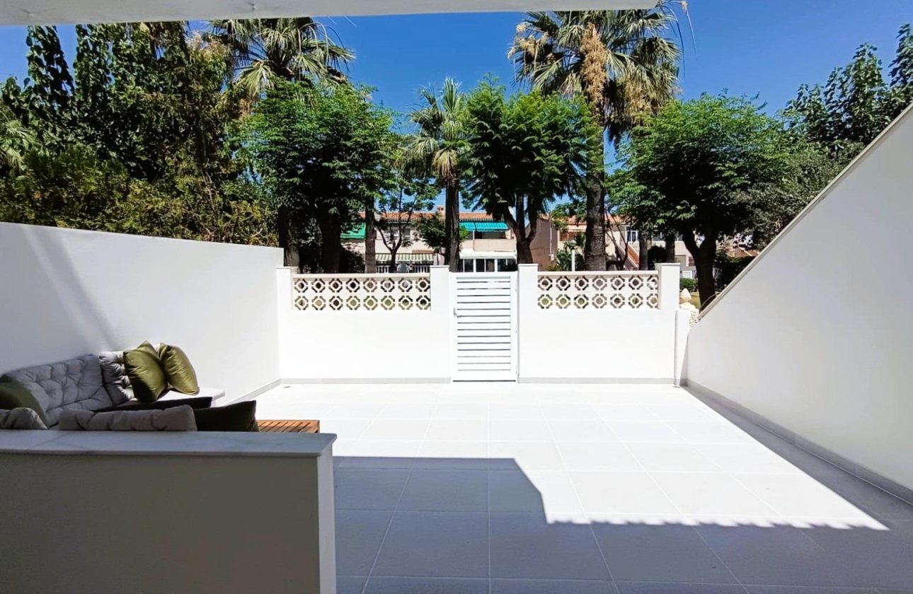 Resale - Bungalow - Orihuela Costa - La Regia