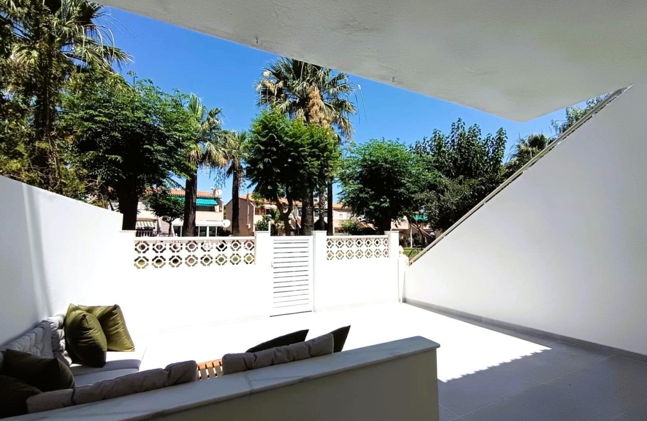 Resale - Bungalow - Orihuela Costa - La Regia