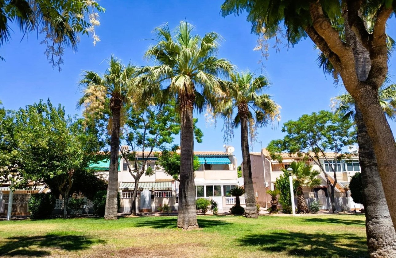 Resale - Bungalow - Orihuela Costa - La Regia