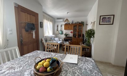 Resale - Apartment / flat - Orihuela Costa - Villamartín
