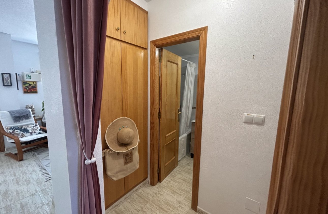 Resale - Apartment / flat - Orihuela Costa - Villamartín