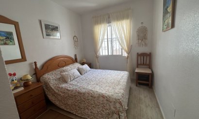 Resale - Apartment / flat - Orihuela Costa - Villamartín
