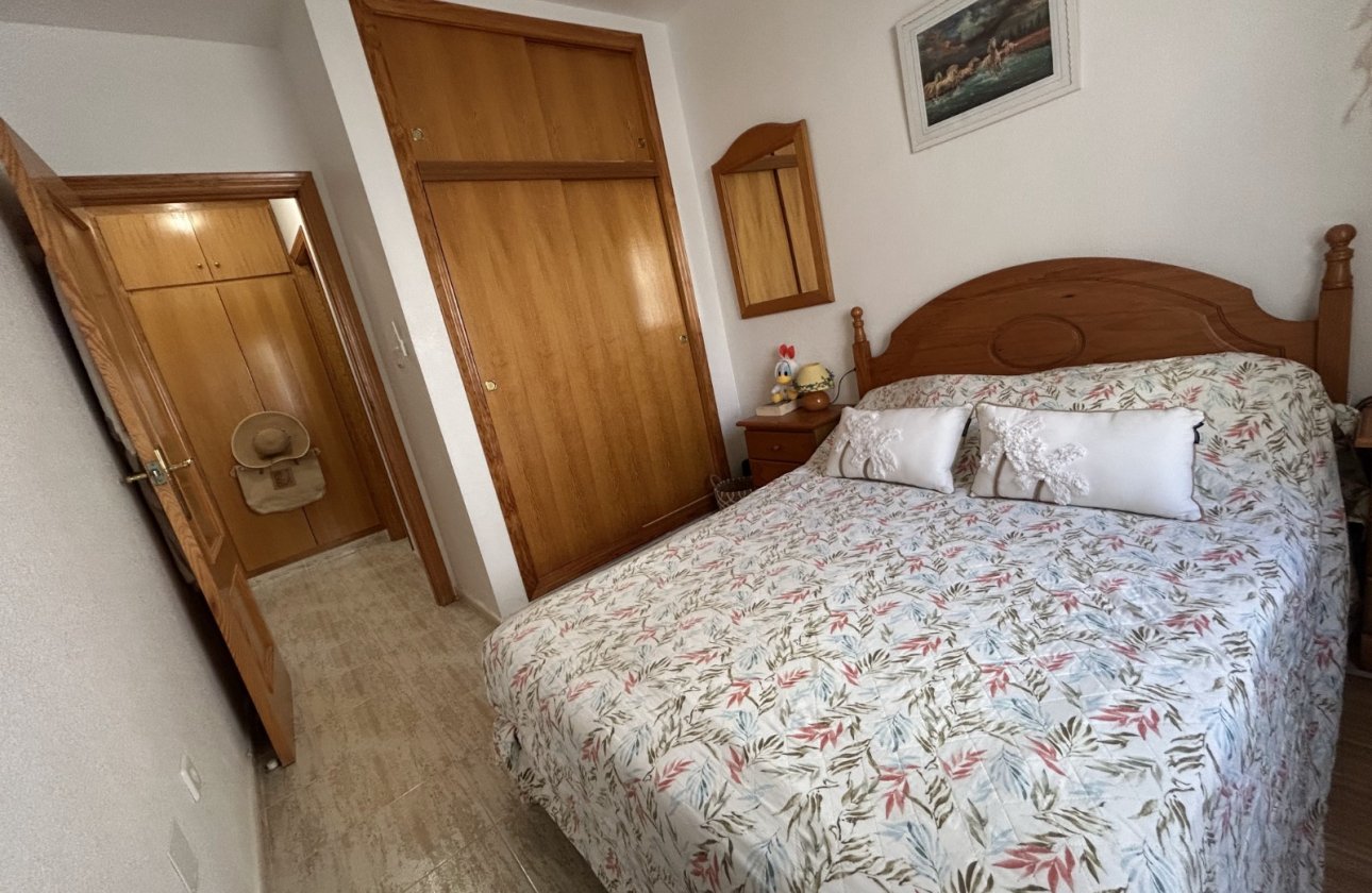 Resale - Apartment / flat - Orihuela Costa - Villamartín