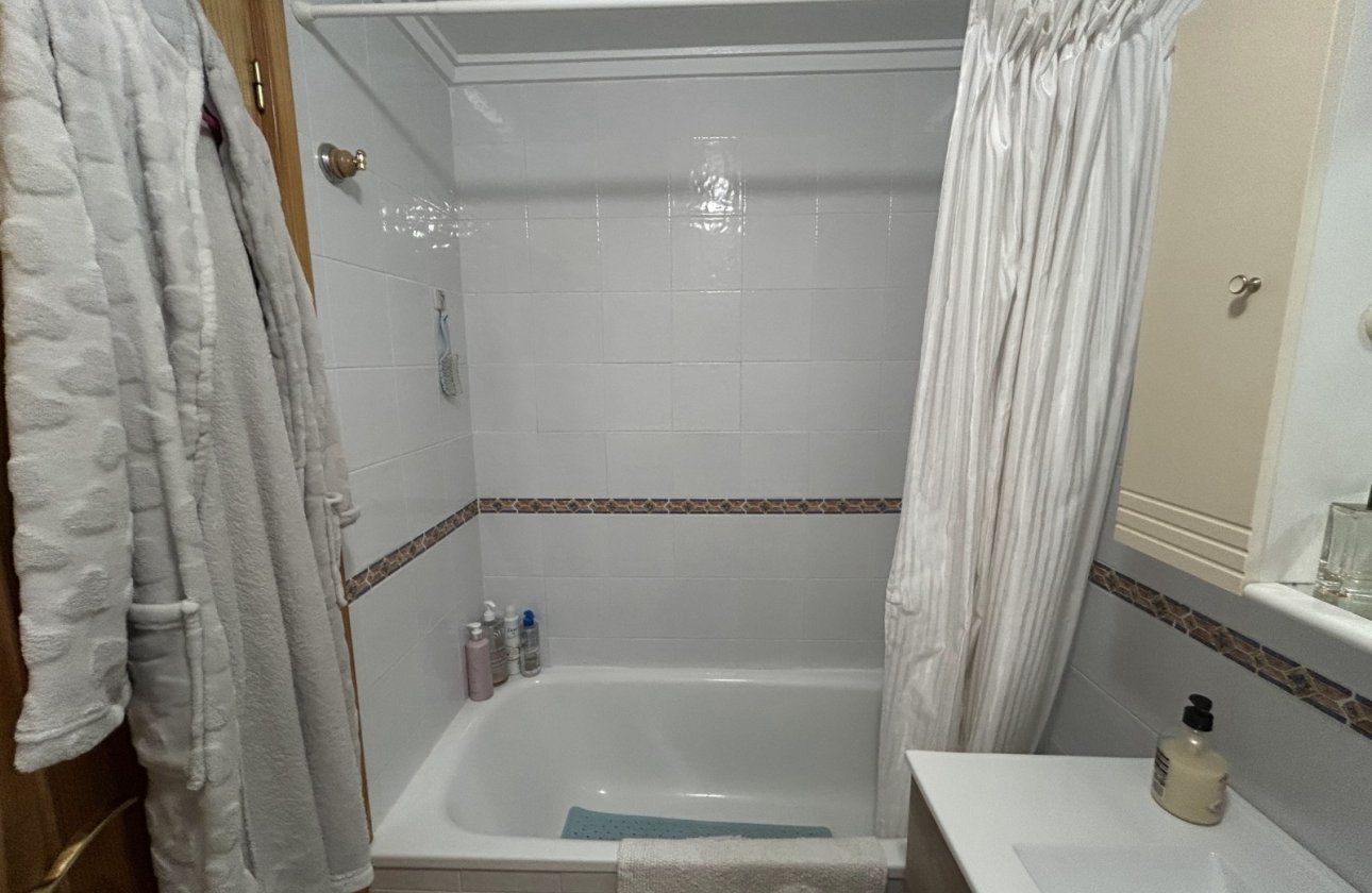 Resale - Apartment / flat - Orihuela Costa - Villamartín