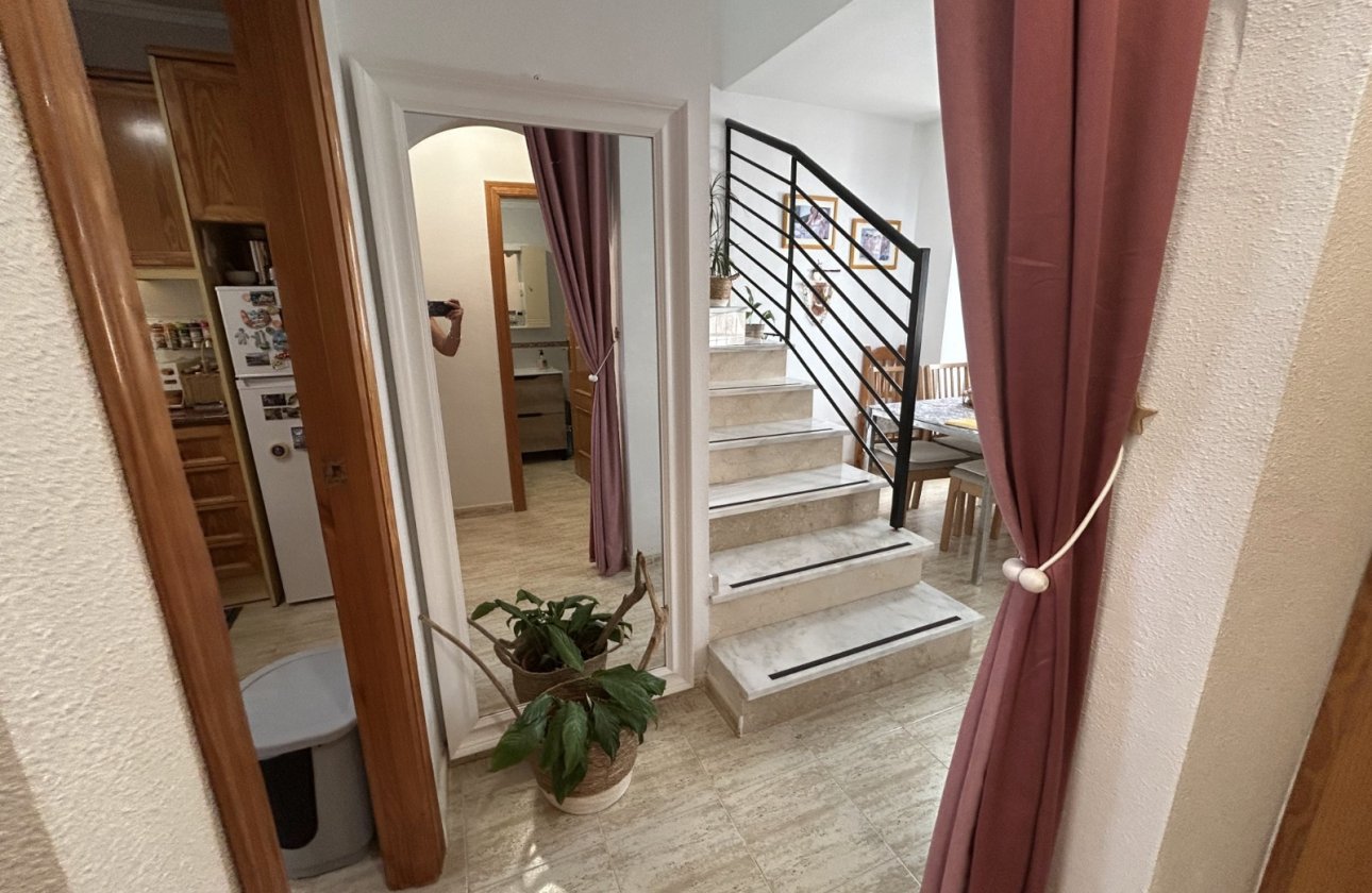 Resale - Apartment / flat - Orihuela Costa - Villamartín