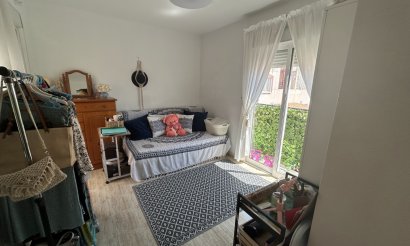 Resale - Apartment / flat - Orihuela Costa - Villamartín