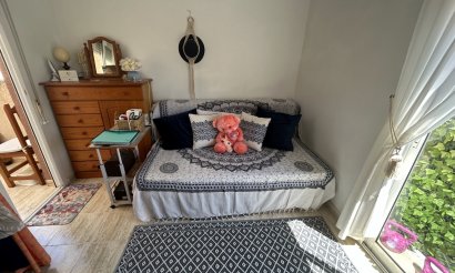 Resale - Apartment / flat - Orihuela Costa - Villamartín
