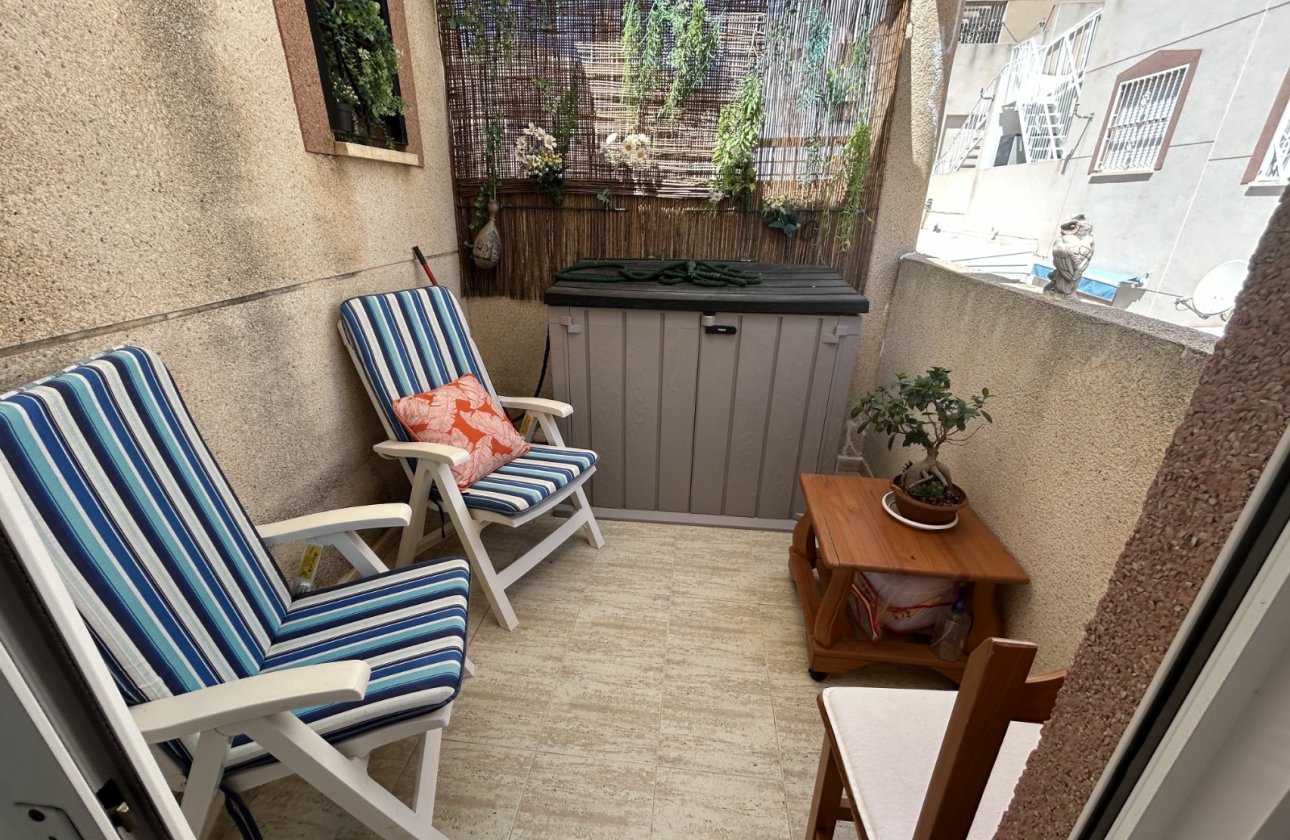 Resale - Apartment / flat - Orihuela Costa - Villamartín