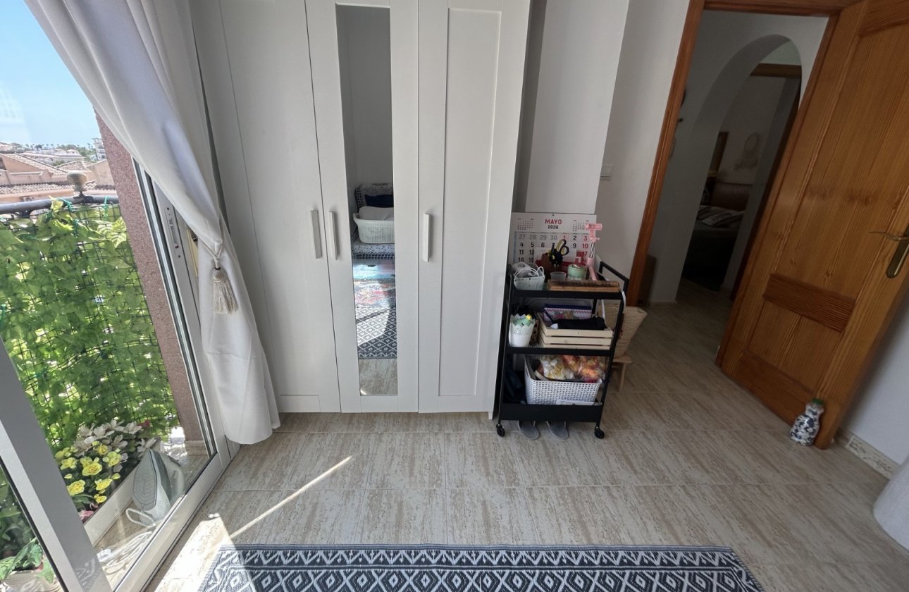 Resale - Apartment / flat - Orihuela Costa - Villamartín