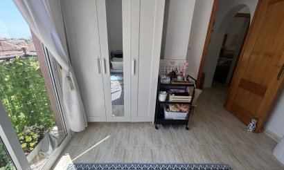 Resale - Apartment / flat - Orihuela Costa - Villamartín