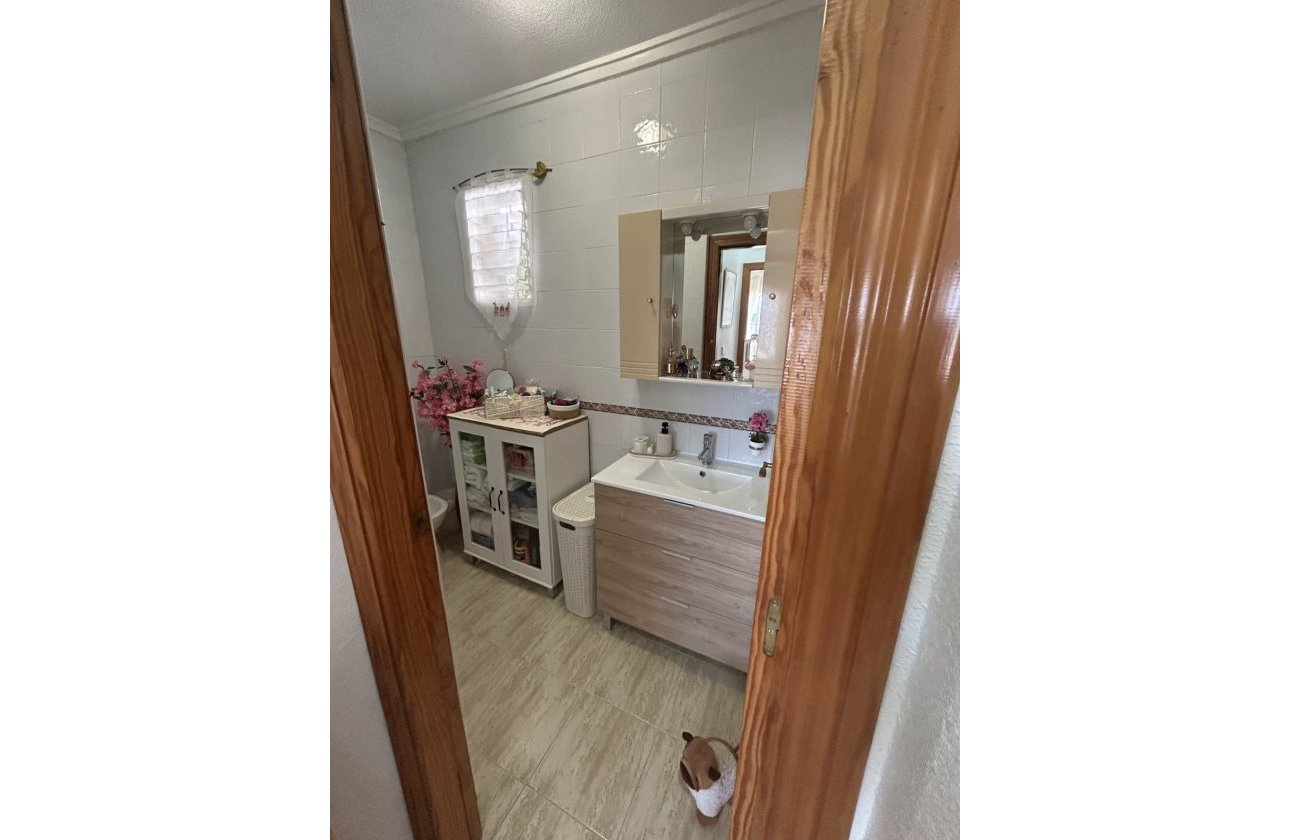 Resale - Apartment / flat - Orihuela Costa - Villamartín