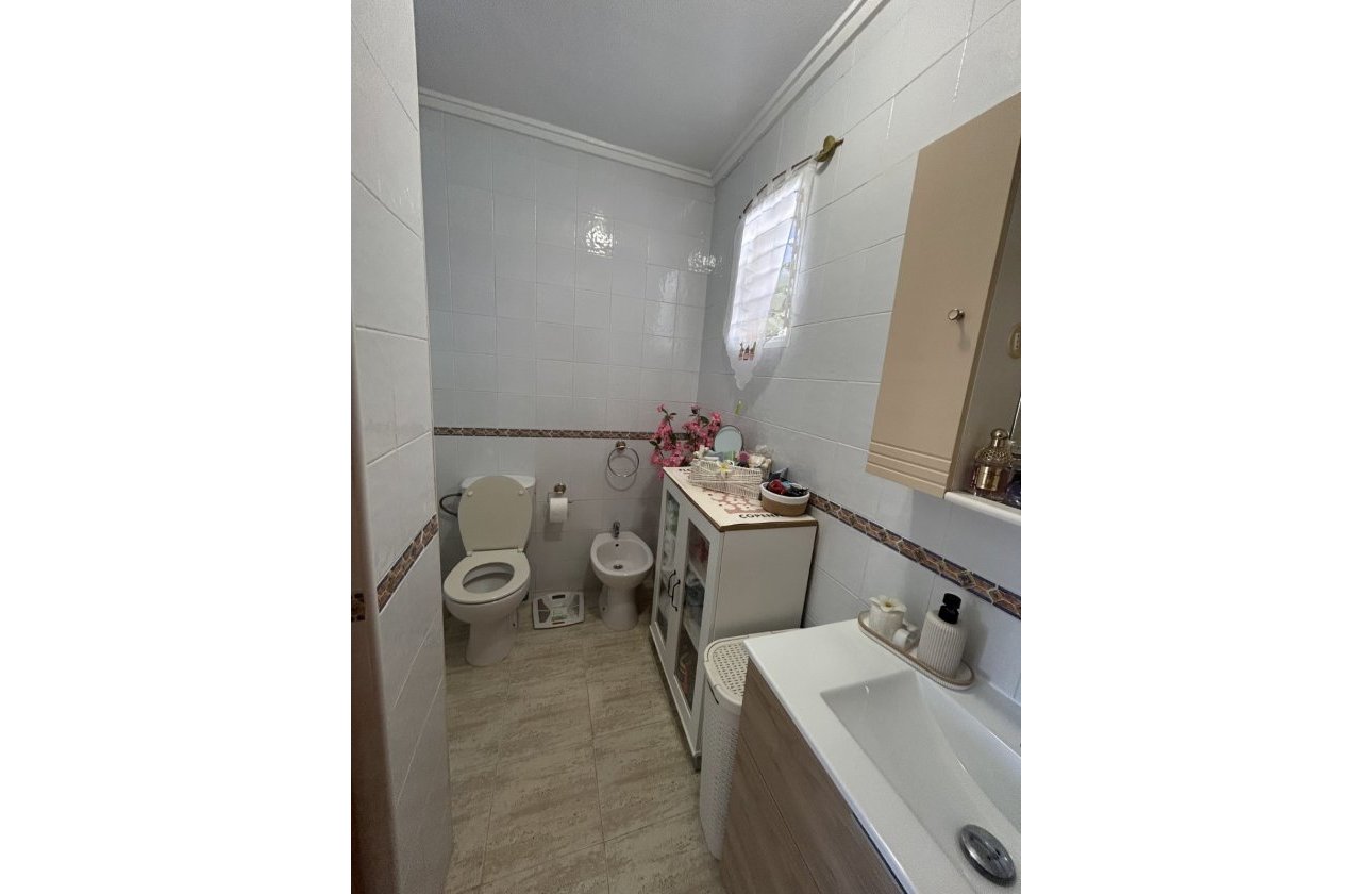 Resale - Apartment / flat - Orihuela Costa - Villamartín