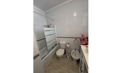 Resale - Apartment / flat - Orihuela Costa - Villamartín