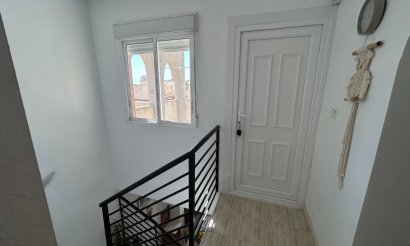 Resale - Apartment / flat - Orihuela Costa - Villamartín