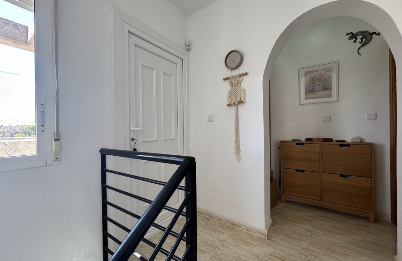 Resale - Apartment / flat - Orihuela Costa - Villamartín