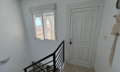 Resale - Apartment / flat - Orihuela Costa - Villamartín