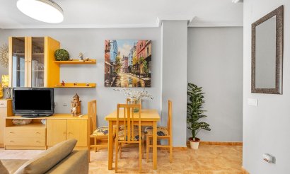 Reventa - Apartamento / piso - Torrevieja - Habaneras