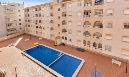 Resale - Apartment / flat - Torrevieja - Playa del Cura