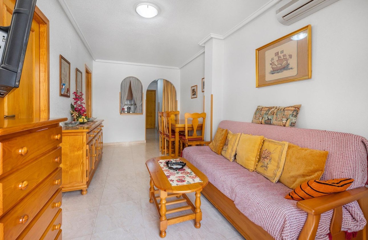 Resale - Apartment / flat - Torrevieja - Estacion de autobuses