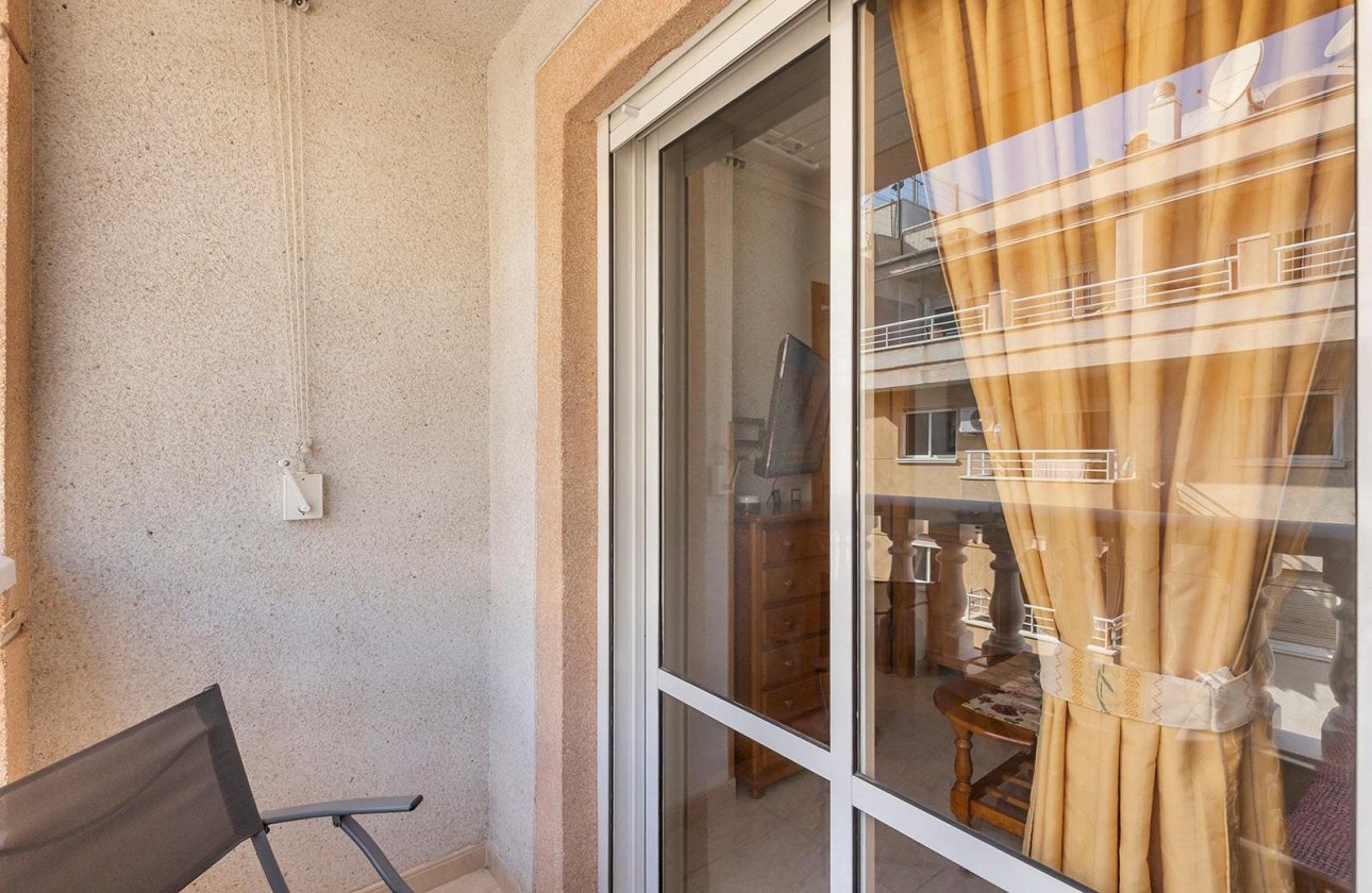 Resale - Apartment / flat - Torrevieja - Estacion de autobuses