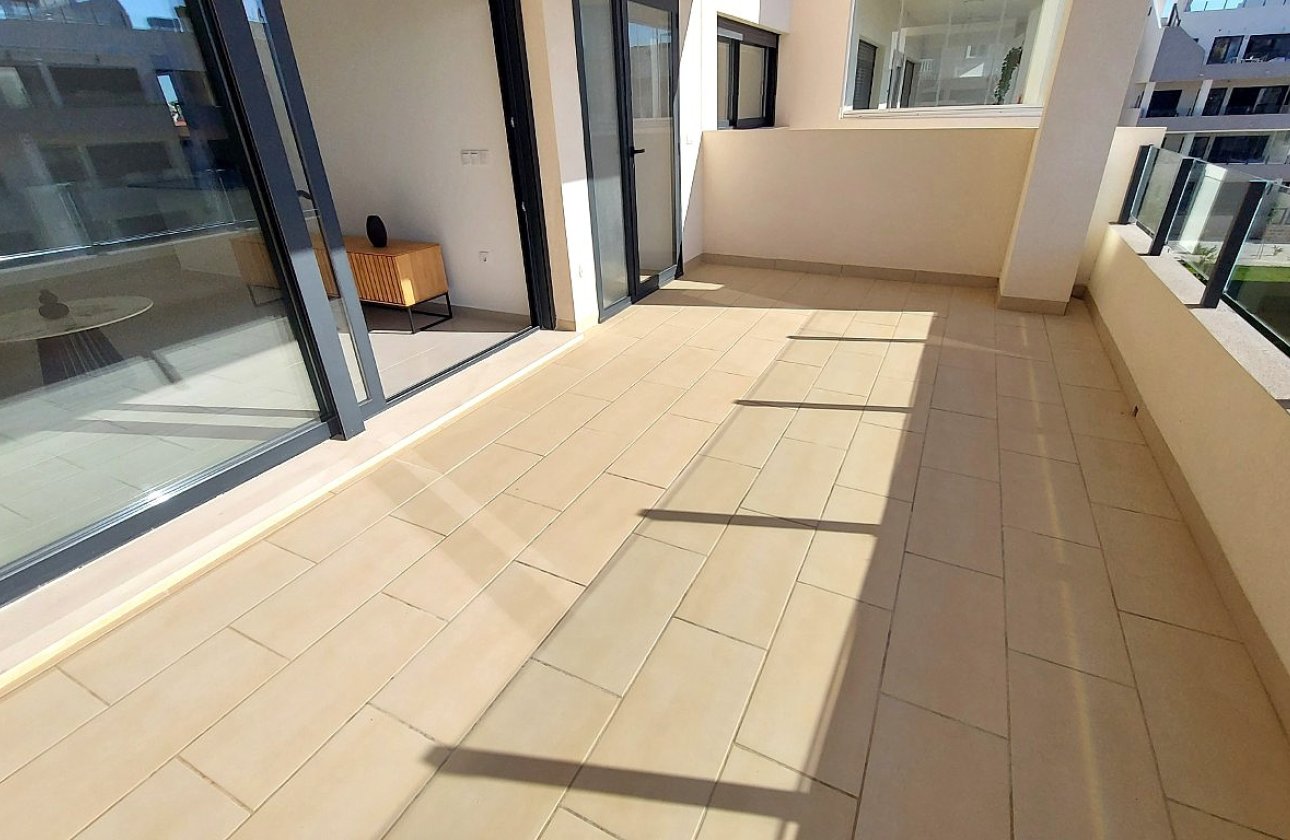 Resale - Apartment / flat - Orihuela Costa - Villamartin