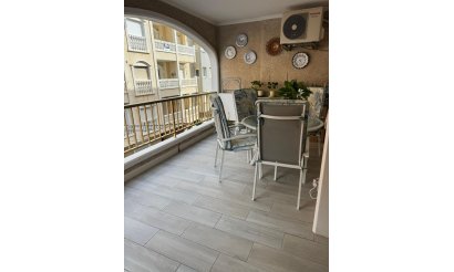 Resale - Apartment / flat - Torrevieja - Playa de los Locos
