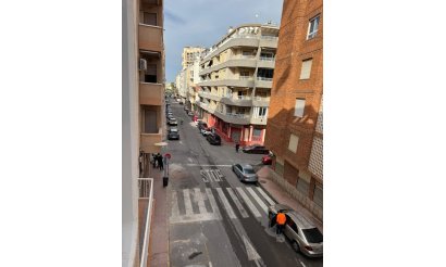 Resale - Apartment / flat - Torrevieja - Playa de los Locos