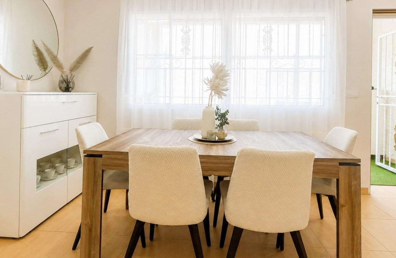 Resale - Townhouse - Orihuela Costa - Punta Prima