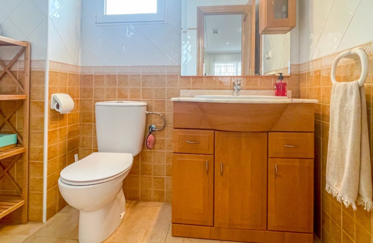 Resale - Townhouse - Orihuela Costa - Punta Prima