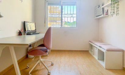 Resale - Townhouse - Orihuela Costa - Punta Prima