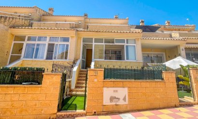 Resale - Townhouse - Orihuela Costa - Punta Prima