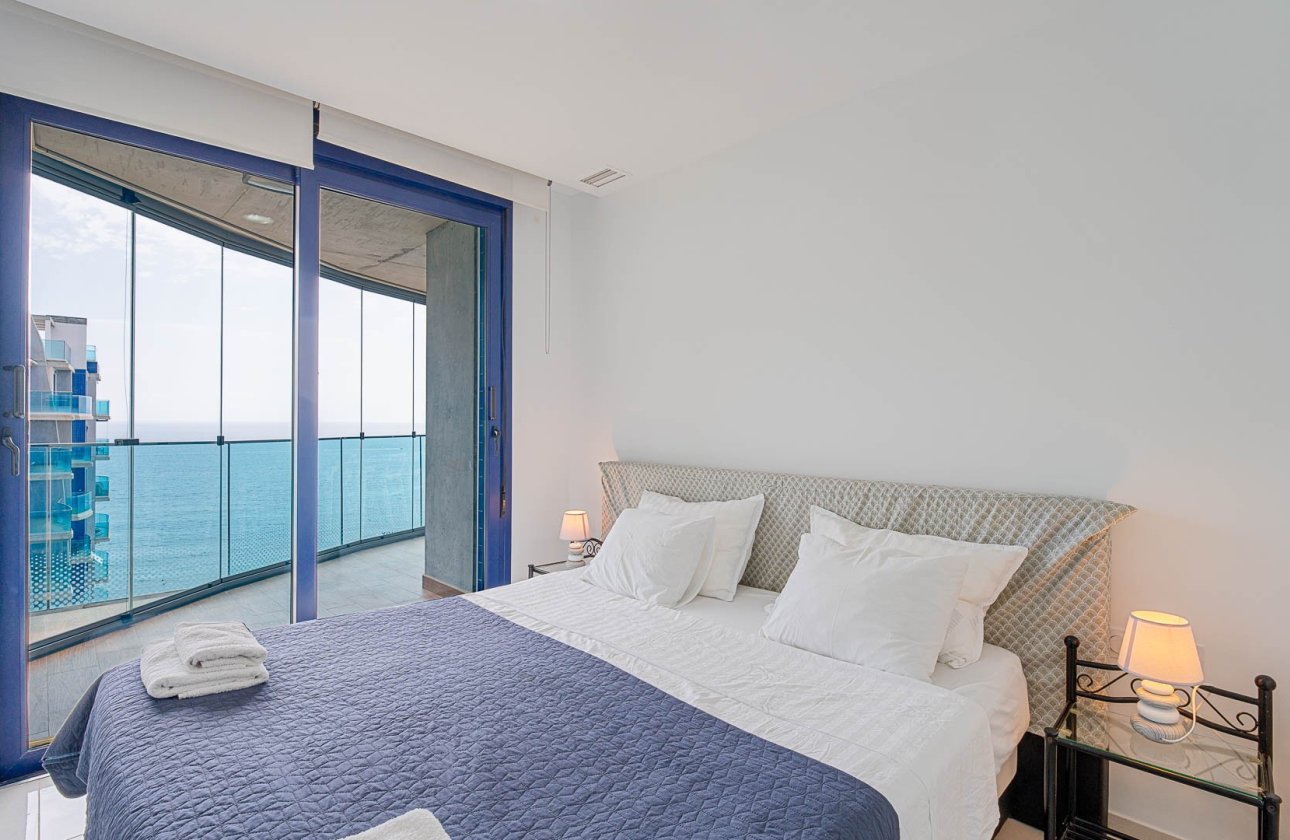 Resale - Apartment / flat - Punta Prima