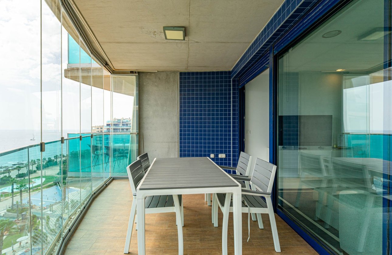 Resale - Apartment / flat - Punta Prima