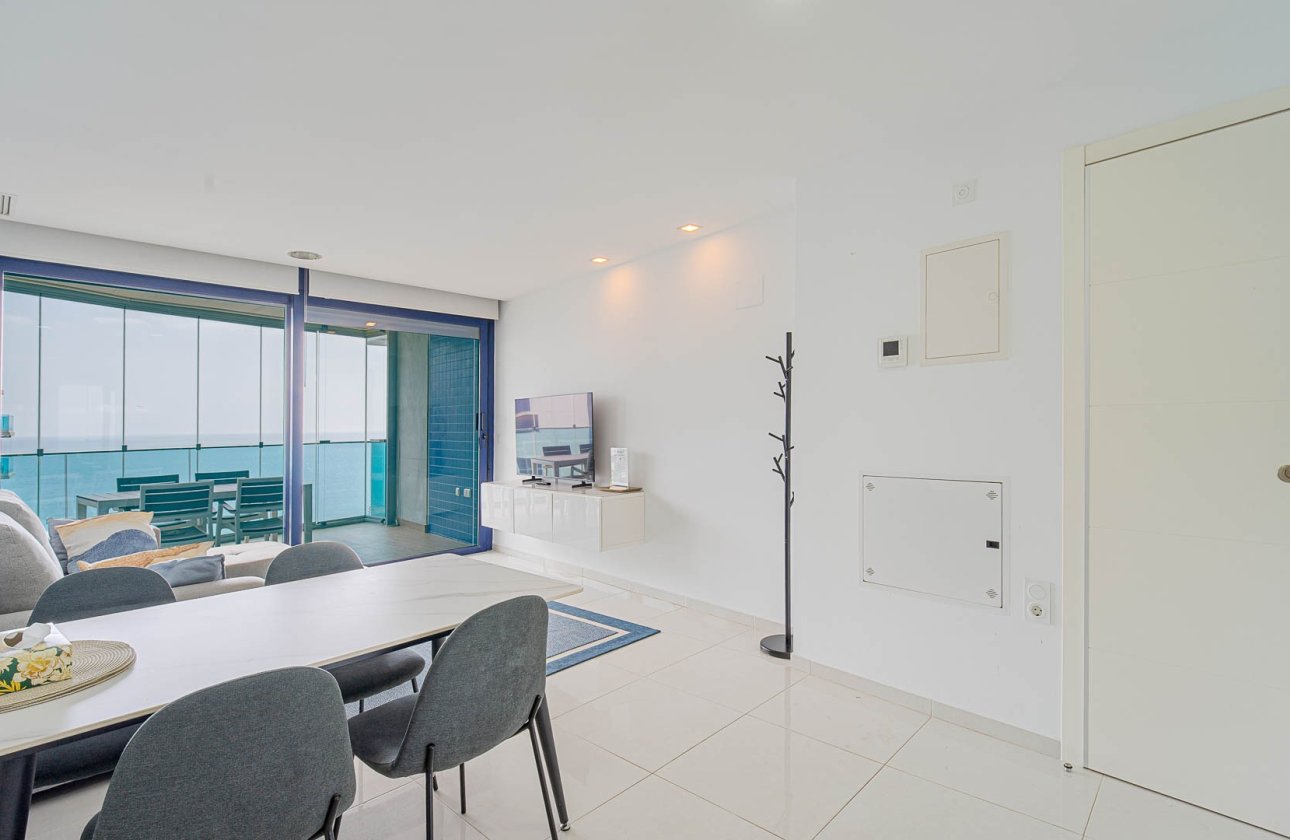 Resale - Apartment / flat - Punta Prima
