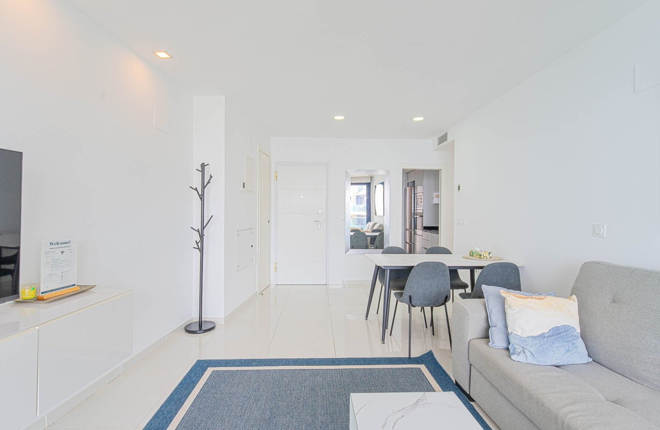 Resale - Apartment / flat - Punta Prima