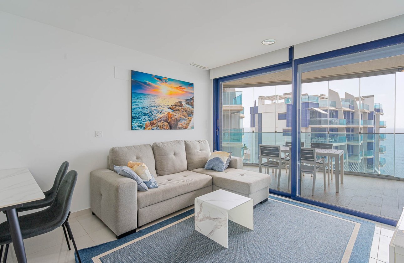 Resale - Apartment / flat - Punta Prima