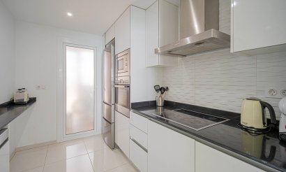 Resale - Apartment / flat - Punta Prima