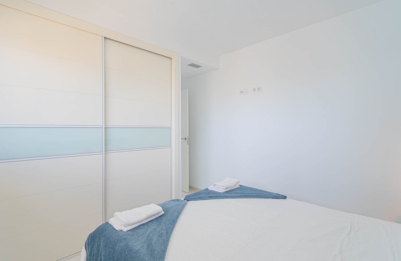 Resale - Apartment / flat - Punta Prima