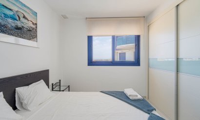 Resale - Apartment / flat - Punta Prima
