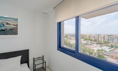 Resale - Apartment / flat - Punta Prima