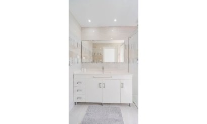 Resale - Apartment / flat - Punta Prima