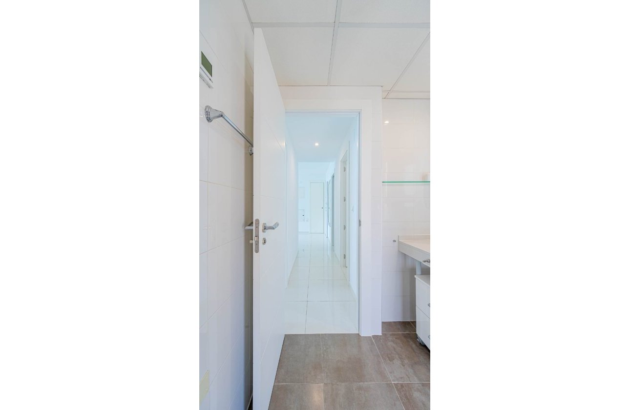 Resale - Apartment / flat - Punta Prima