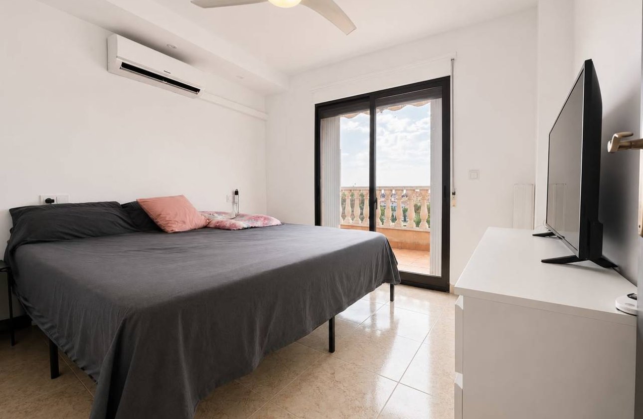 Resale - Villa - Orihuela Costa - Villamartin