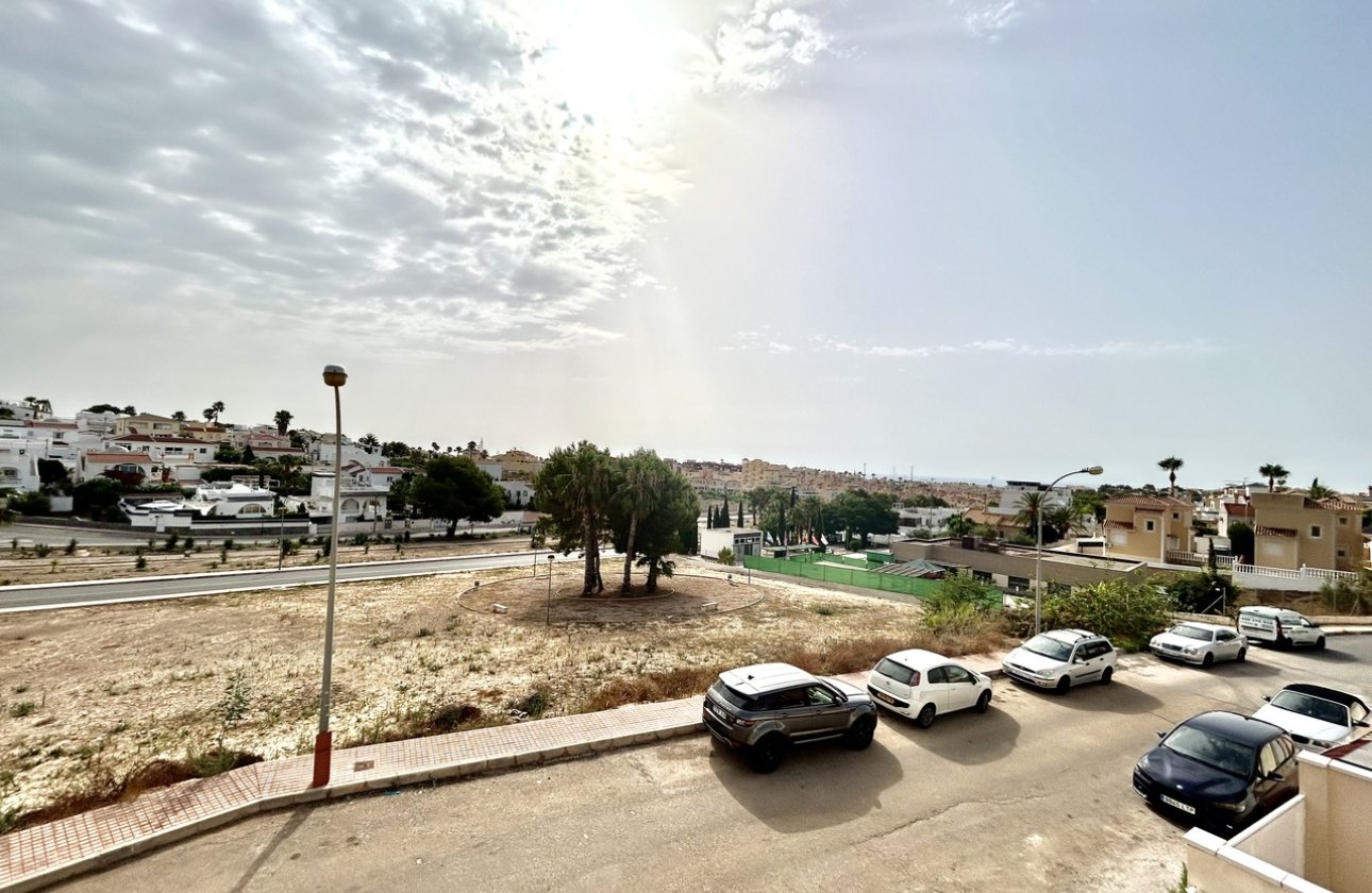 Resale - Villa - Orihuela Costa - Villamartin