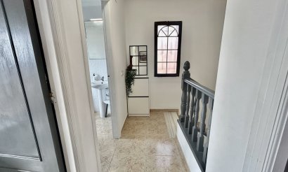Resale - Villa - Orihuela Costa - Villamartin