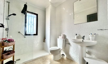 Resale - Villa - Orihuela Costa - Villamartin