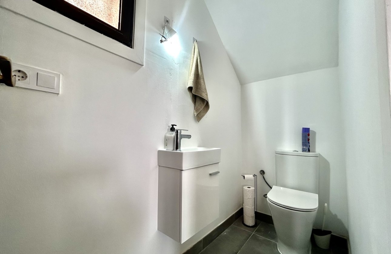 Resale - Villa - Orihuela Costa - Villamartin